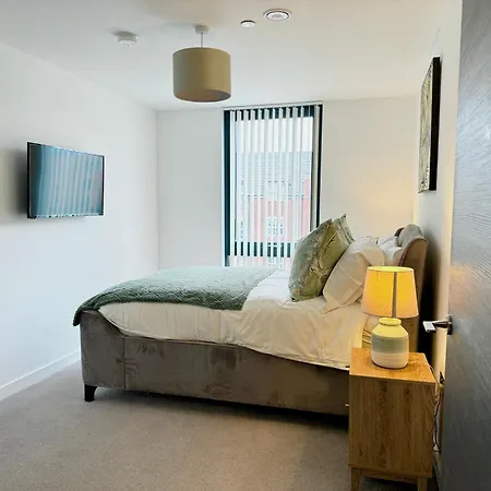 33 Citygate